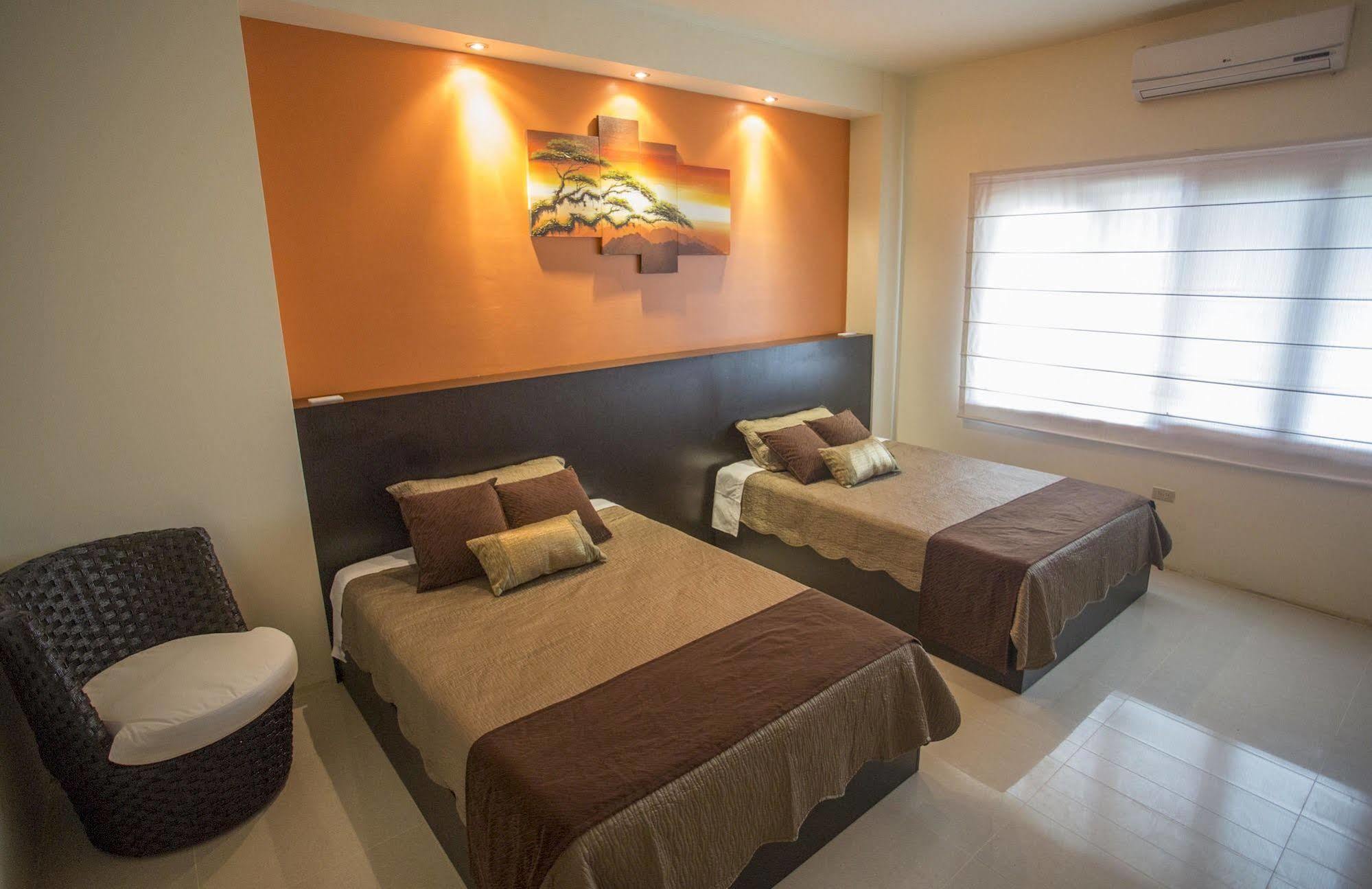Hotel La Laguna Galapagos بْوُرتو فيلاميل المظهر الخارجي الصورة